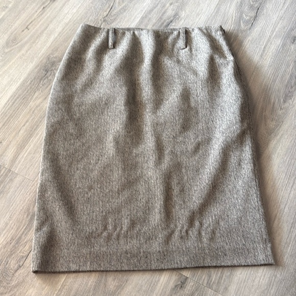 Anne Klein Gray Pencil Skirt Knee-Length Work size 10 - Picture 1 of 8